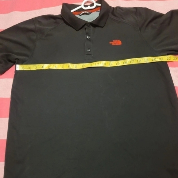 The North Face Short Sleeve Shirt Men's Size Large Golf Tennis Black Red - Picture 8 of 9